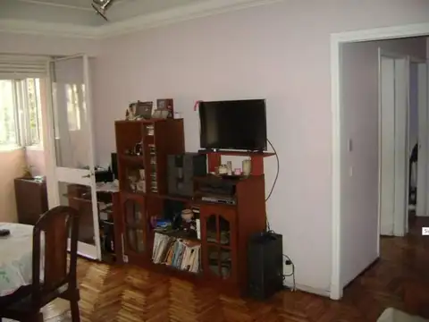 Montes de Oca 1100, Piso 1