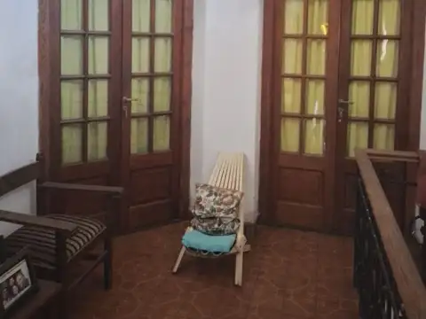 Departamento 5 ambientes con 2 baños