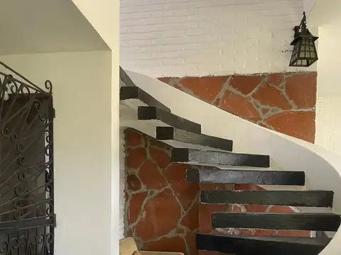 Avenida Bernabé Márquez 1500