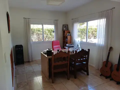 ABRIL CLUB DE CAMPO 1800