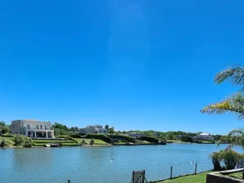 Casa en Venta al Noroeste