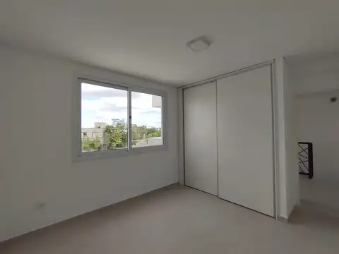 Casa en Venta en Villa Hipodromo, USD 220.000