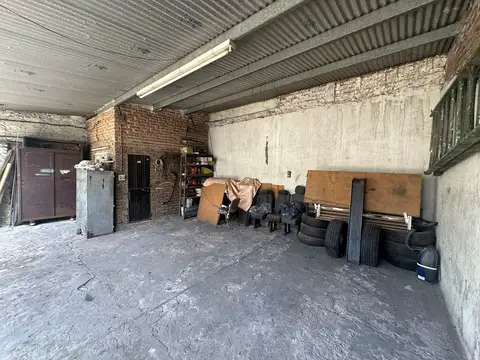 Casa Chalet  en Venta en Sáenz Peña, Tres de Febrero, G.B.A. Zona Oeste