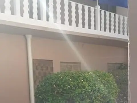 10 hab.+ 3 Dtos - Hospedaje "A"