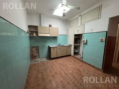 Depto Tipo Casa en Venta 50 años