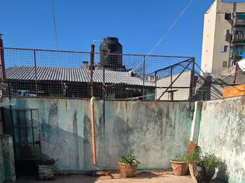 Depto Tipo Casa en Venta 60 años