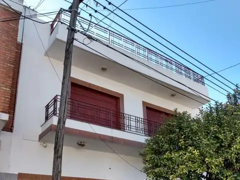 VENTA EN BLOCK.  DEPOSITO + DEPARTAMENTO + LOCAL