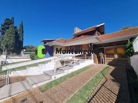IMPORTANTE CHALET EN VENTA QUILMEZ EZPELETA 5 AMBIENTES
