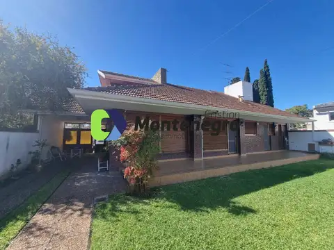 Casa en Venta en Ezpeleta Este, USD 350.000
