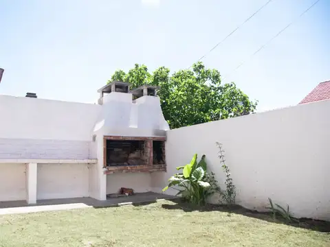 Evaristo Carriego 400