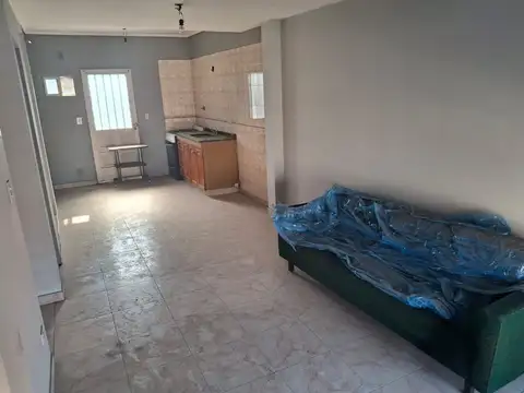 Depto Tipo Casa en Venta de 2 dormitorios