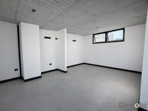 Oficina en Alquiler en Colegiales, USD 2.000