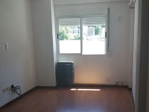 CALLE 44 E/ 11 Y 12 800