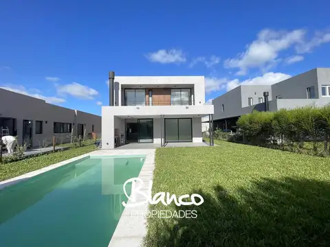 Casa en Venta en Puertos, Barrio Araucarias, Escobar, G.B.A. Zona Norte