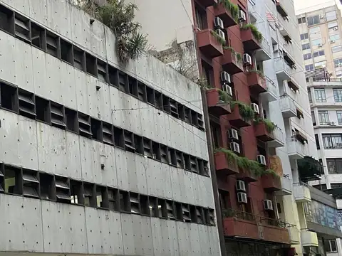 VENTA COCHERA SAN NICOLAS CENTRO