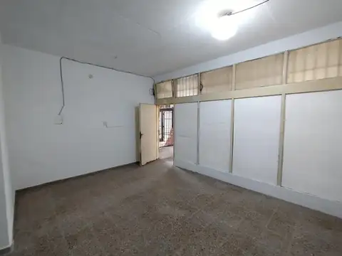 Local en Venta en Alberdi, USD 40.000