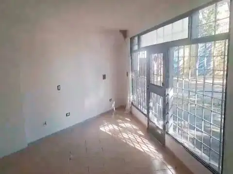 Local en Alquiler 40 años