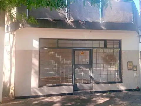 LOCAL COMERCIAL ESTADO DE ISRAEL ESQ. TOMÁS CABRERA