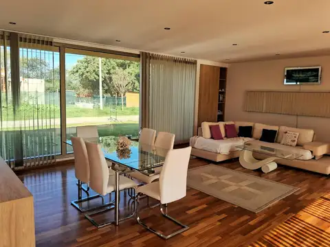 Casa en venta Las Carolinas Barrio Privado