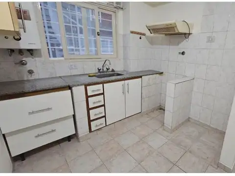 España 336 , Piso 0