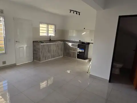 Venta duplex 4 ambientes Los Polvorines