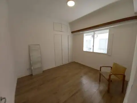 Venta Departamento Tipo Duplex 3 Ambientes en Flores