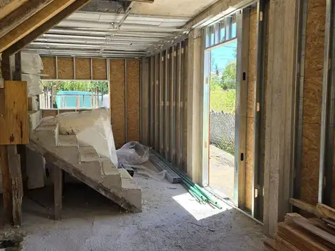 Depto Tipo Casa en Venta con 1 cocheras