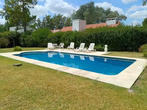 CASA EN VENTA, LAS PRADERAS DE LUJAN