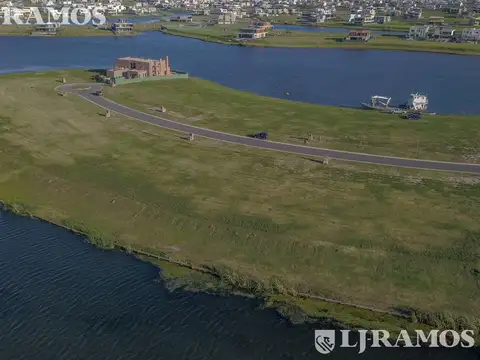 Terreno al lago, BARRIO AMARRAS, Puertos / Escobar