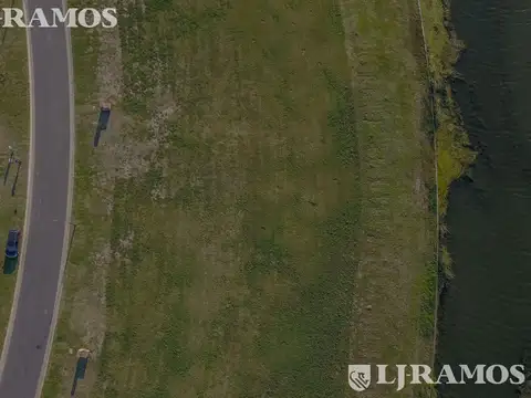 Terreno en Venta 17  mts Frente