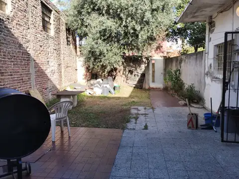   NUEVO VALOR   -   PLANTA BAJA CON COCHERA Y JARDÍN