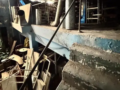 VENTA GALPON EN SAN JUSTO (SOBRE AVENIDA ROSAS)