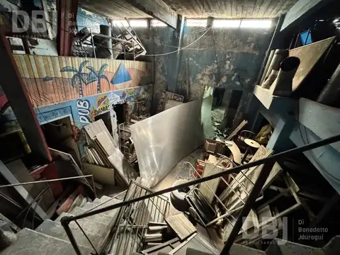 Galpon en Venta 21  mts Fondo