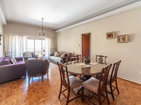 VENTA 5 AMBIENTES CON COCHERA EN CABALLITO