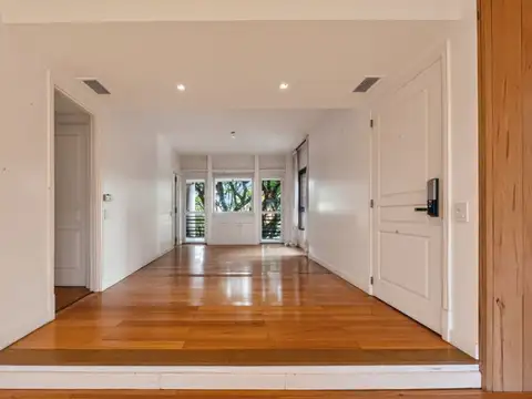 Departamento en Venta en La Lucila, USD 695.000