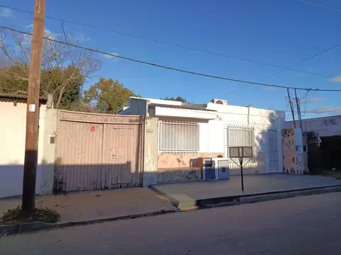 81 entre 121 y 122 n°147