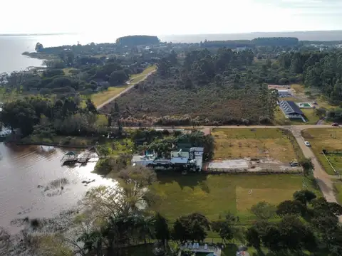 Terreno en Venta de 2044,0 m2