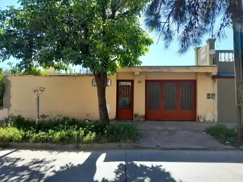 VENTA CASA EN B° EJERCITO ARGENTINO