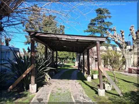 Esmeralda Y Alv. Jonte