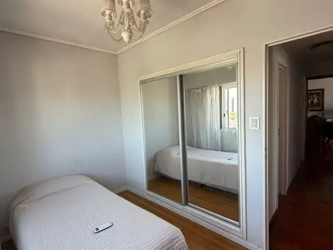 Departamento 4 ambientes con 2 baños