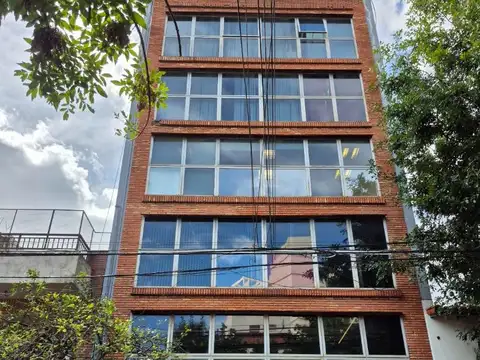 Oficina en Venta al Este