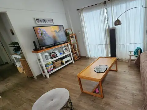 VENTA DEPARTAMENTO 3 AMBIENTES TERRAZA Y COCHERA