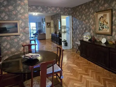 VENTA DEPARTAMENTO 4 AMBIENTES EN RECOLETA