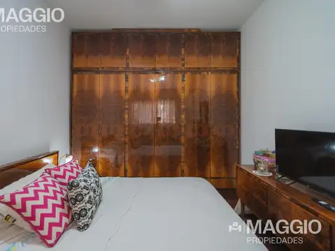 Depto Tipo Casa en Venta en Ramos Mejia Sur, USD 90.000