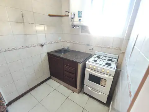 Departamento 3 ambientes con 1 baño