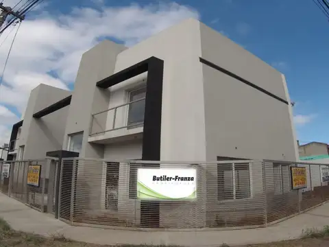 Dúplex a estrenar en venta en Castelar Norte