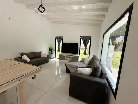 Casa en Alquiler en Barrancas De San Benito, USD 1.200