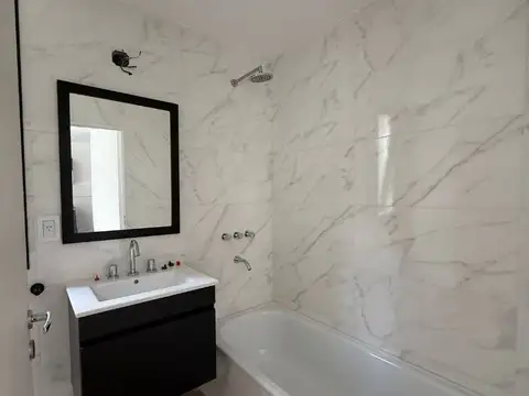 Departamento en Alquiler en Flores, $ 800.000