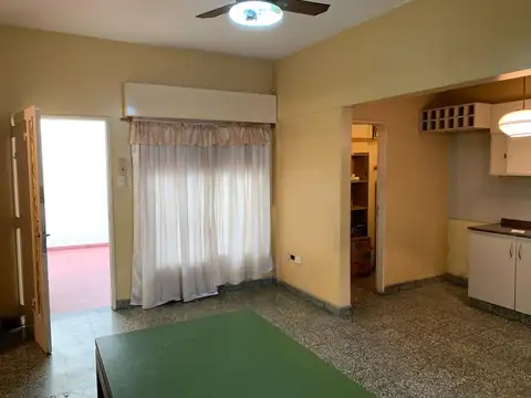 Depto Tipo Casa 4 ambientes con 1 baño
