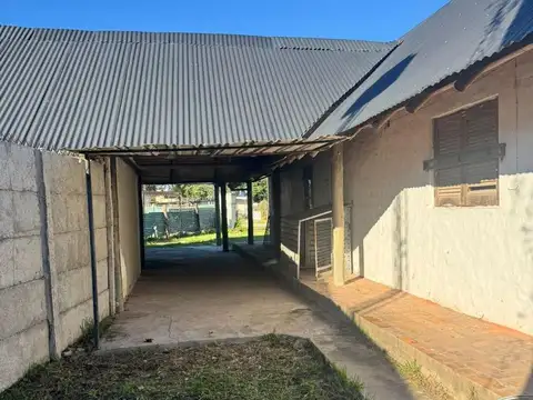 Casa 2 ambientes con 1 baño